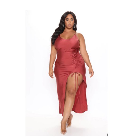 🔵 Fashion Nova PLUS 2X Strap Maxi Dress - Picture 3 of 6